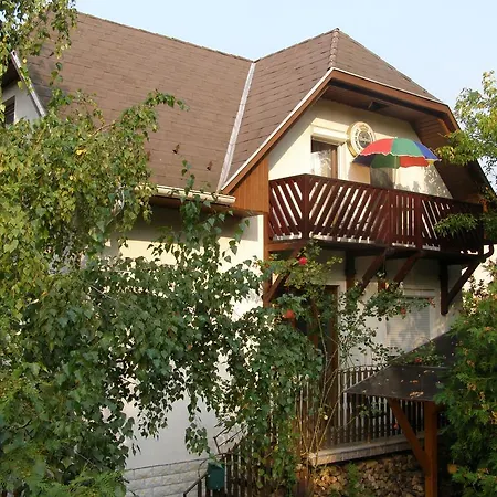 Διαμέρισμα Nadas Apartmanhaz Keszthely