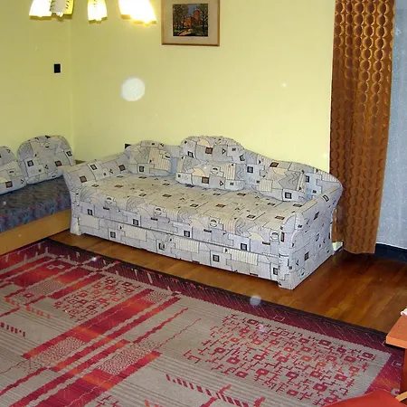 Nadas Apartmanhaz Διαμέρισμα *